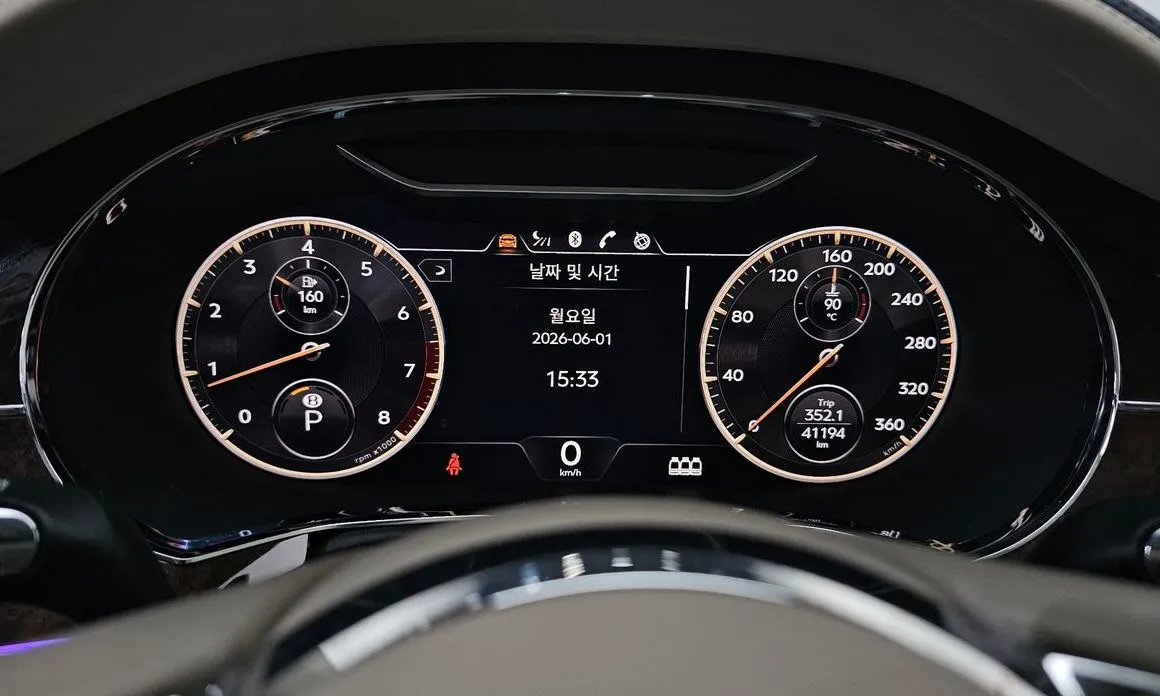 Bentley Flying Spur 2022 из KR, фото 4