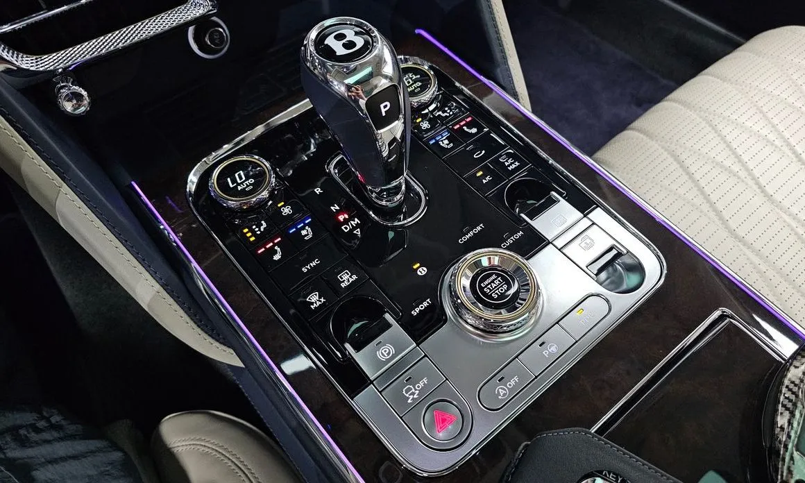 Bentley Flying Spur 2022 из KR, фото 6