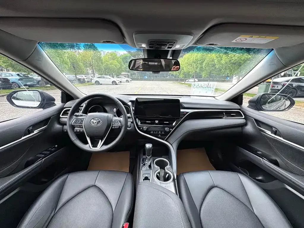 Toyota Camry 2023 из CN, фото 6
