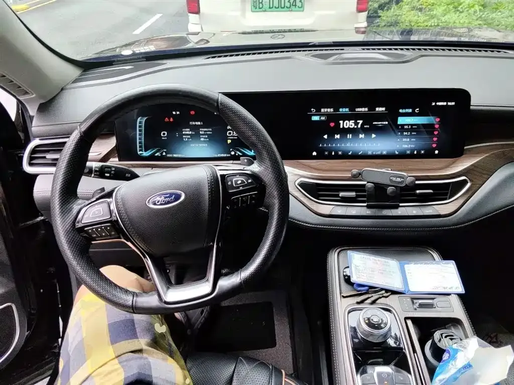 Ford Territory — фото 10
