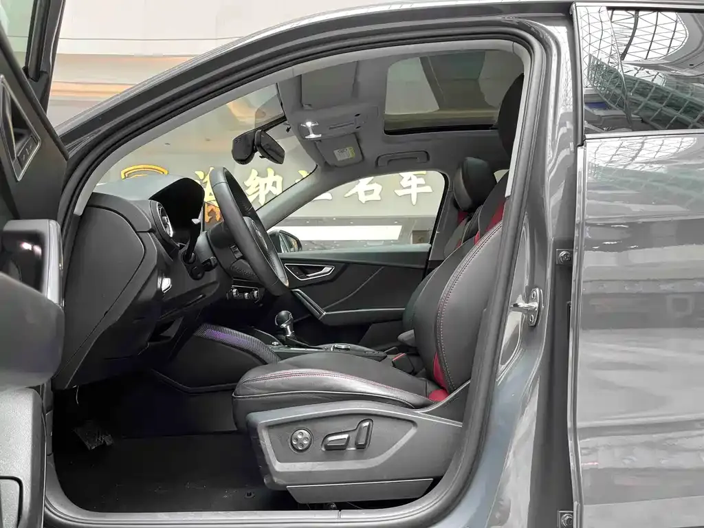 Audi Q2L 2021 из CN, фото 10