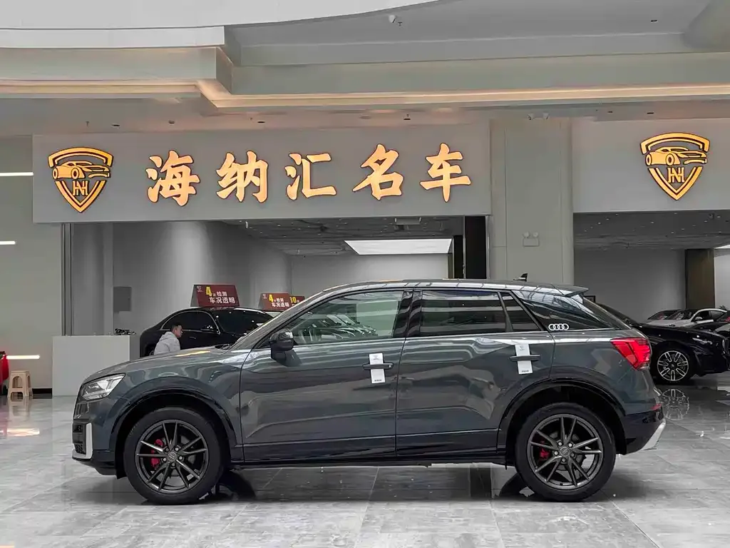 Audi Q2L 2021 из CN, фото 5