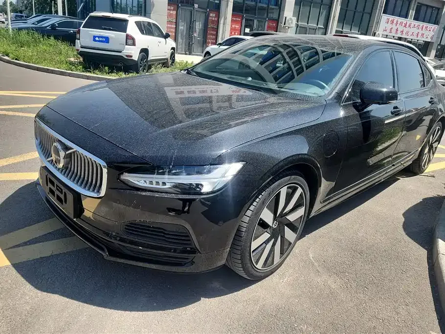 Volvo S90 PHEV — фото 1