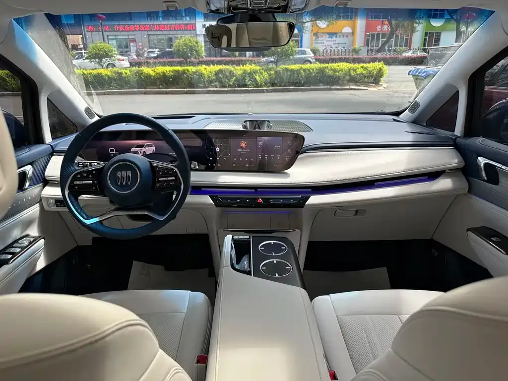 Buick GL8 Hybrid — фото 6