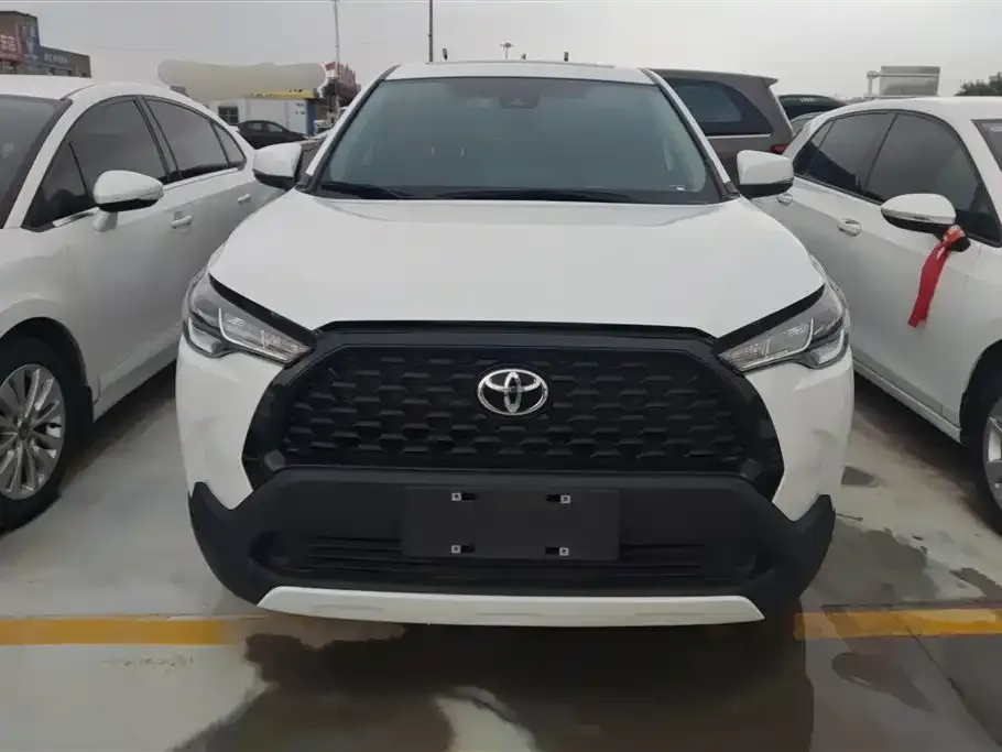 Toyota Corolla Cross — фото 6