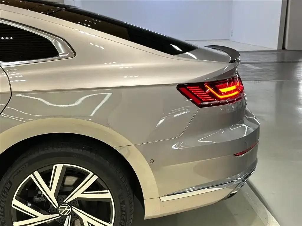 Volkswagen CC — фото 4