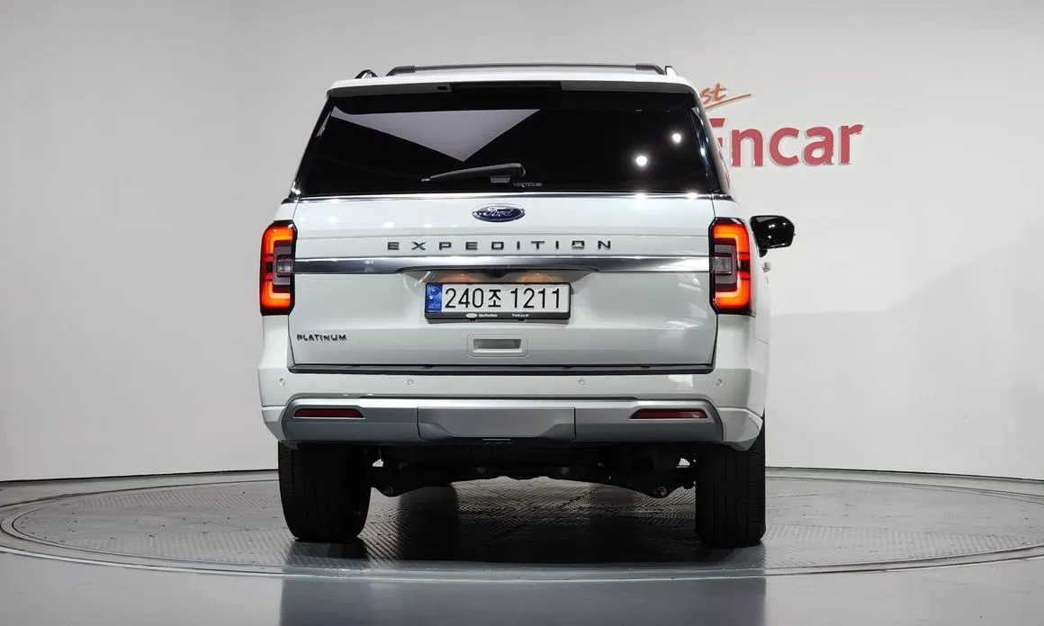 Ford Expedition 2023 из KR, фото 6