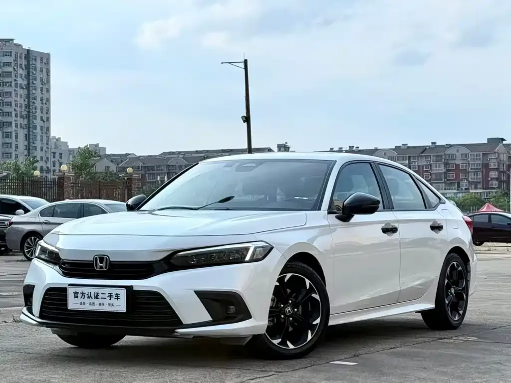 Honda Civic — фото 1