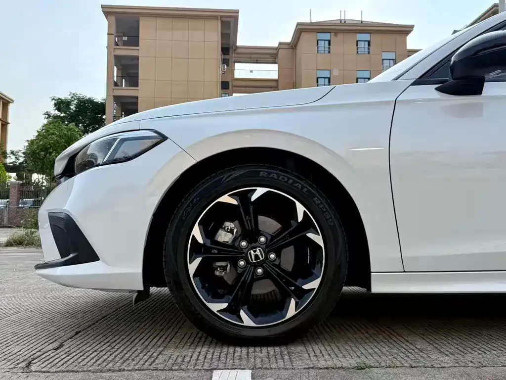 Honda Civic — фото 4