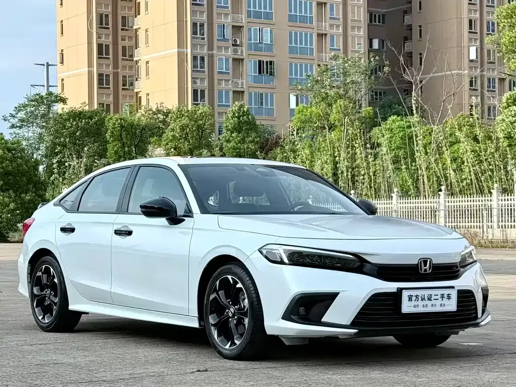 Honda Civic — фото 10