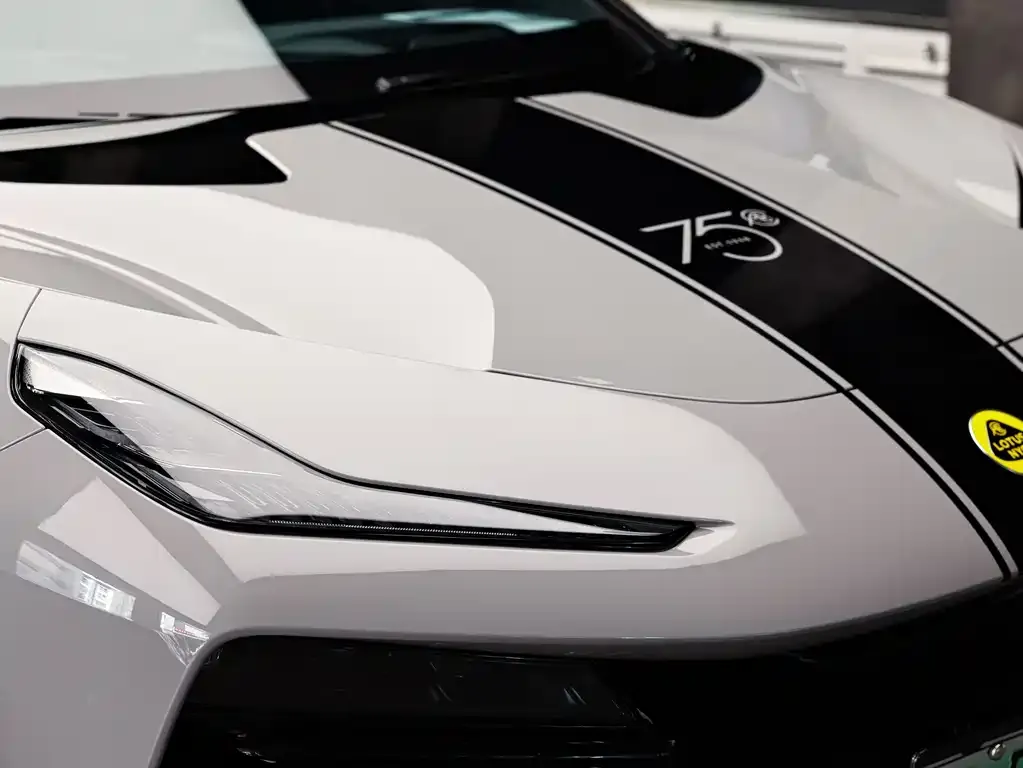 Lotus Eletre — фото 3