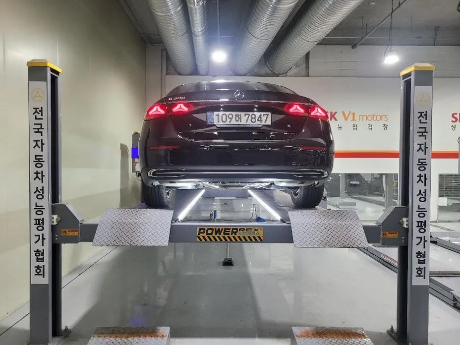 Mercedes-Benz E-Class 2026 из KR, фото 3