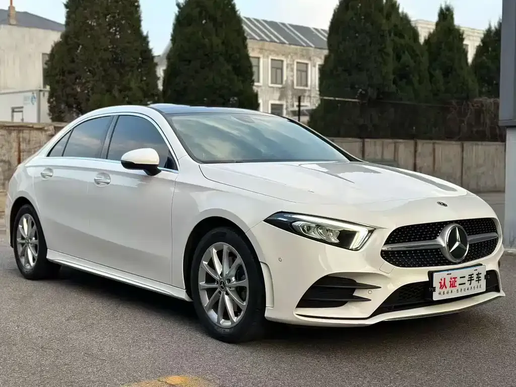 Mercedes-Benz A-Class — фото 1