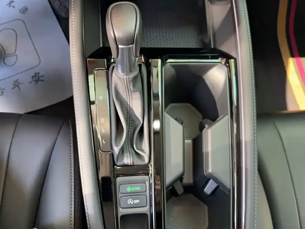 Honda Accord — фото 3