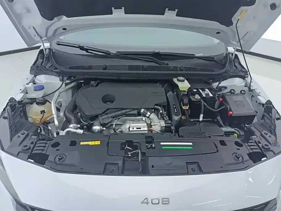 Peugeot 408 2025 из CN, фото 10