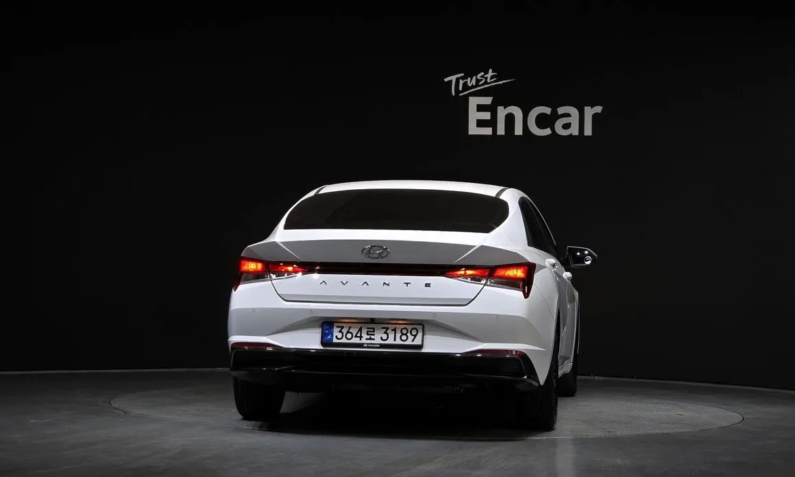 Hyundai AVANTE 2023 из KR, фото 3