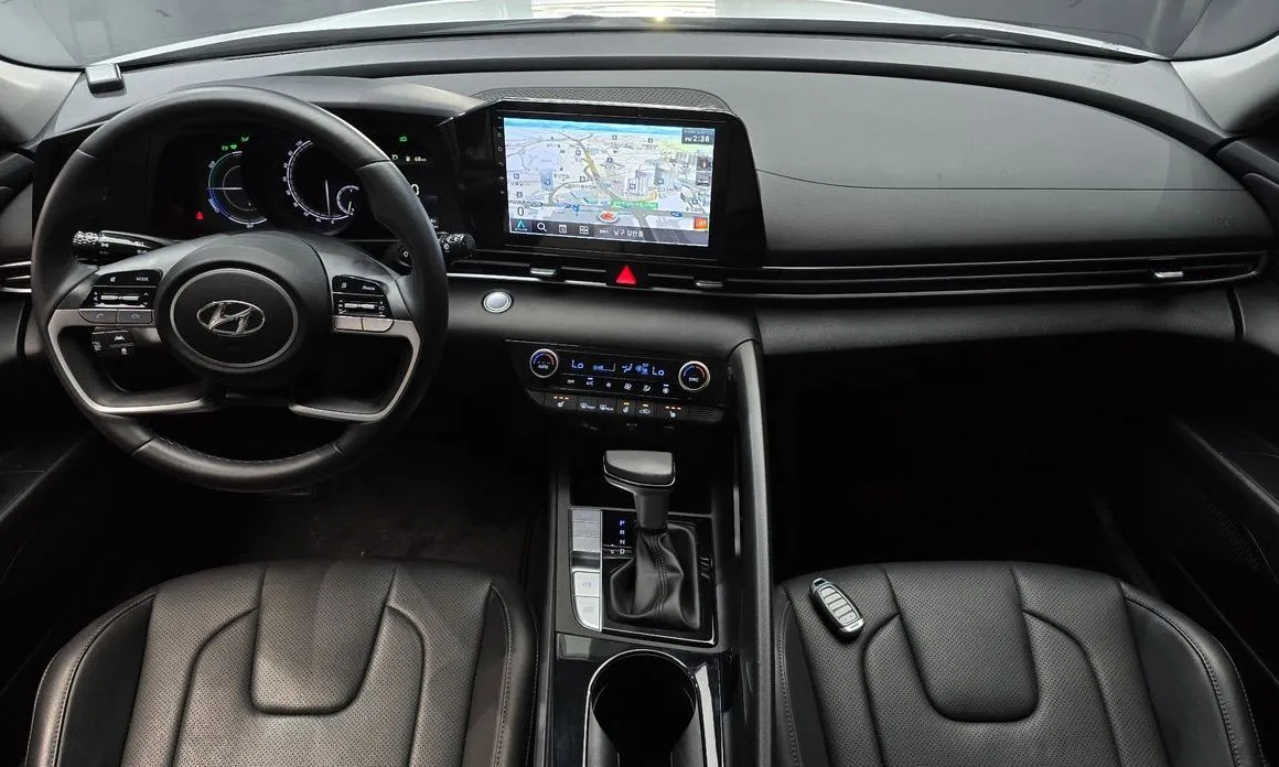 Hyundai AVANTE 2023 из KR, фото 6
