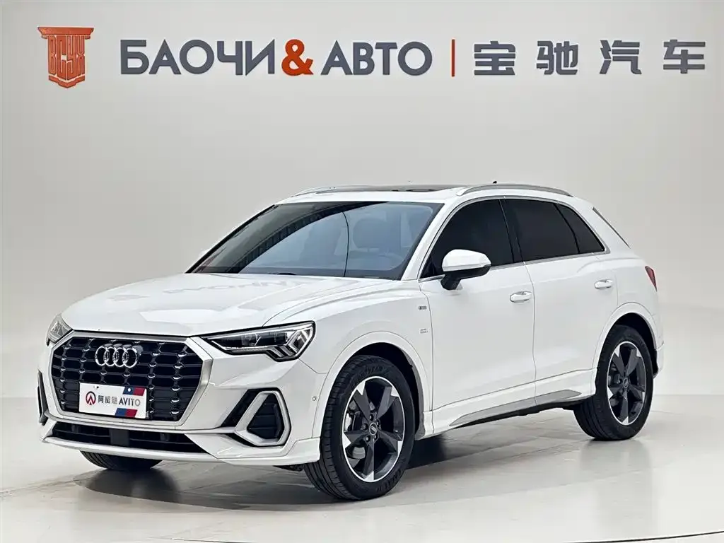 Audi Q3 — фото 1
