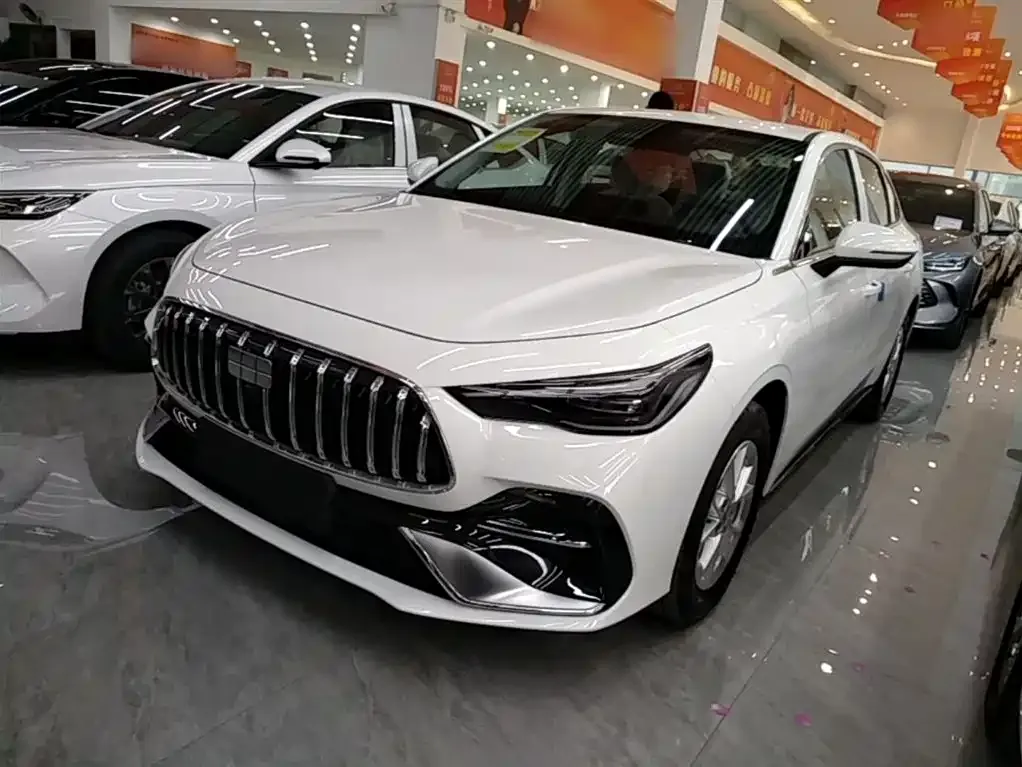 Geely Galaxy Xingyao 6 — фото 1