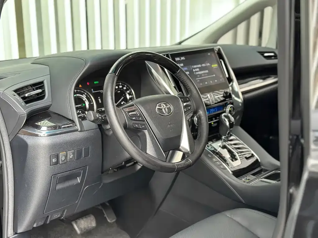 Toyota Vellfire 2022 из CN, фото 10