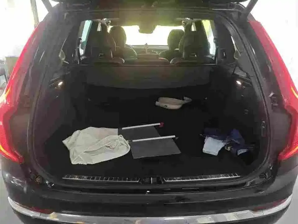 Volvo XC90 PHEV 2023 из CN, фото 8