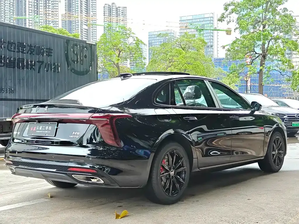 Hongqi H5 — фото 7