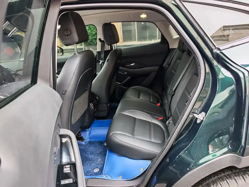 Jaguar E-PACE 2025 из CN, фото 6