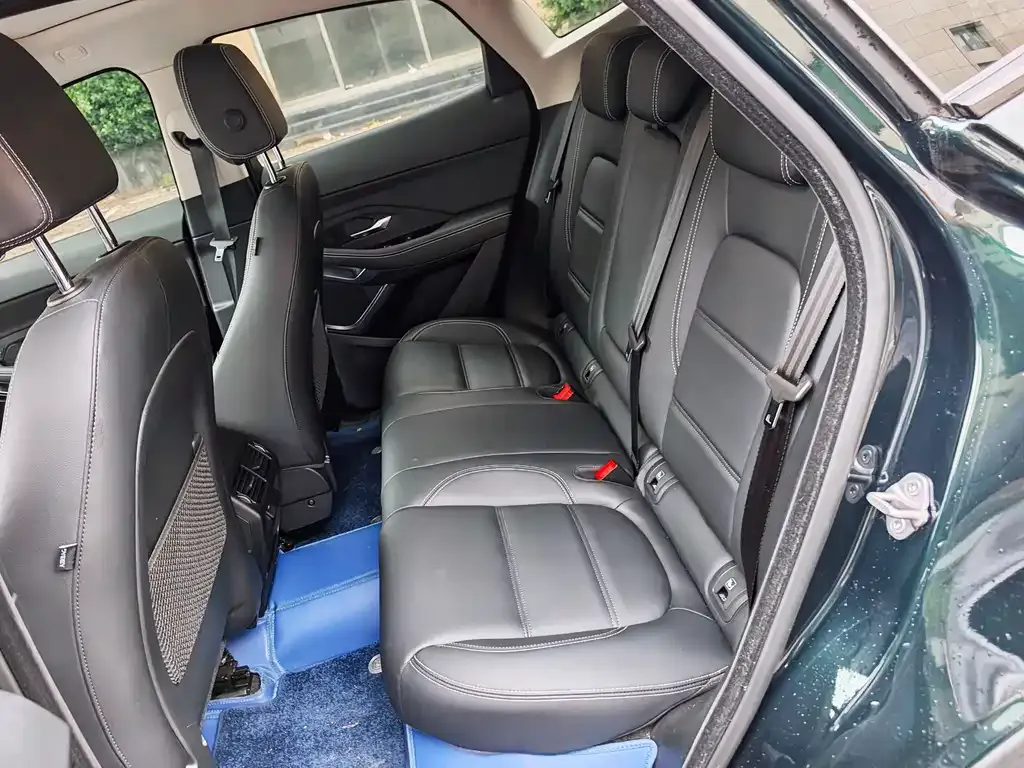 Jaguar E-PACE 2025 из CN, фото 4