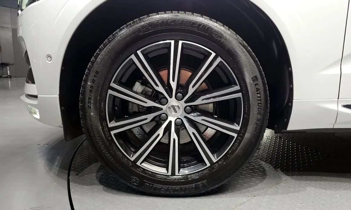 Volvo XC60 2021 из KR, фото 2