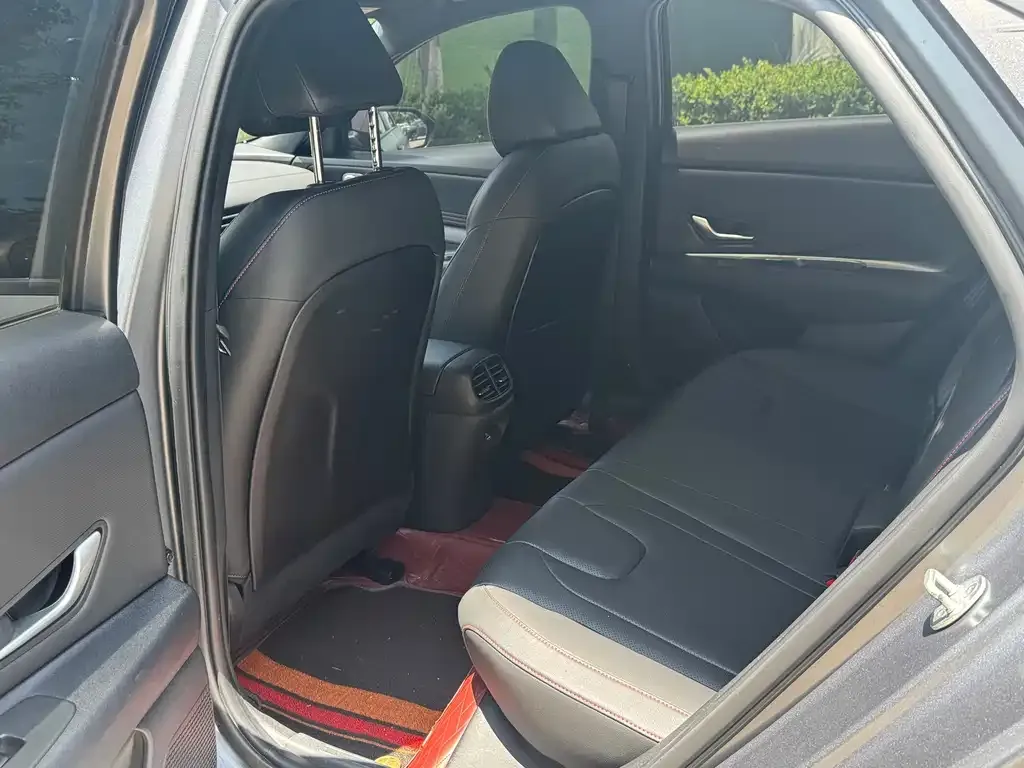 Hyundai Elantra 2022 из CN, фото 7