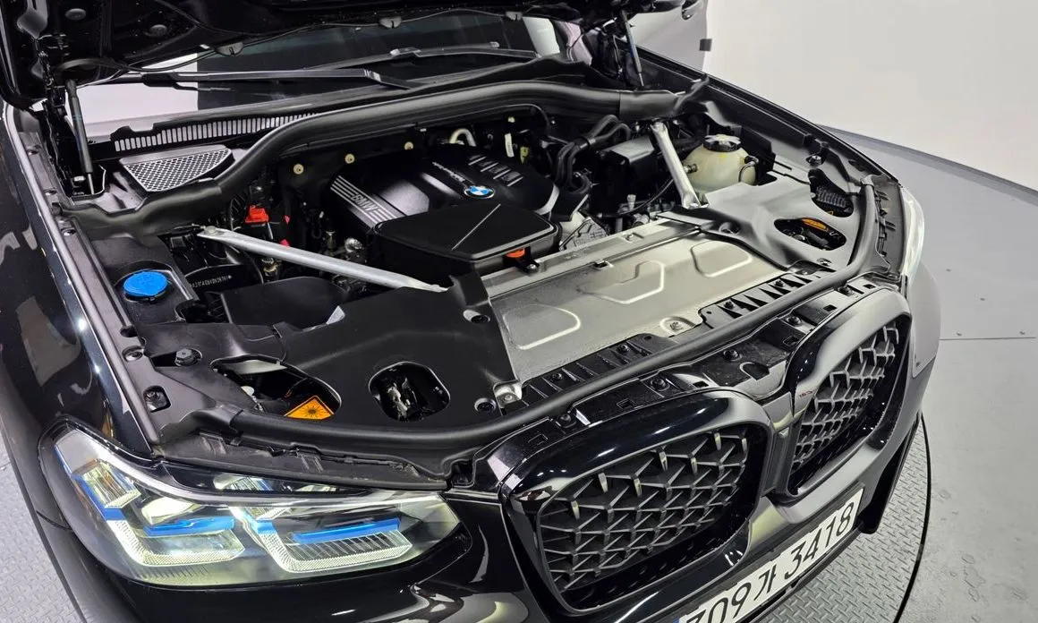 BMW X4 2022 из KR, фото 9