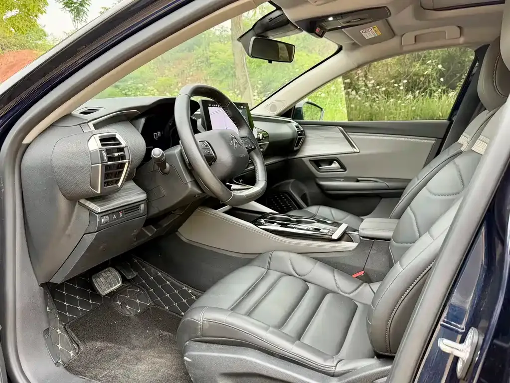 Citroen C5 X 2025 из CN, фото 9