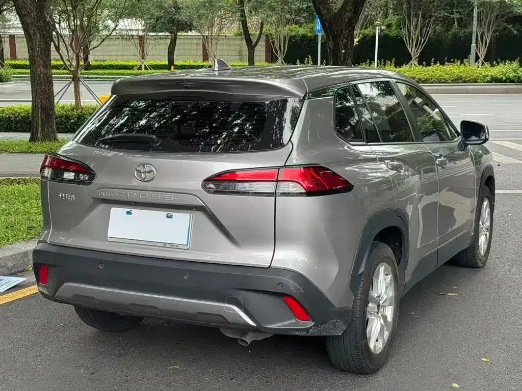 Toyota Corolla Cross — фото 4