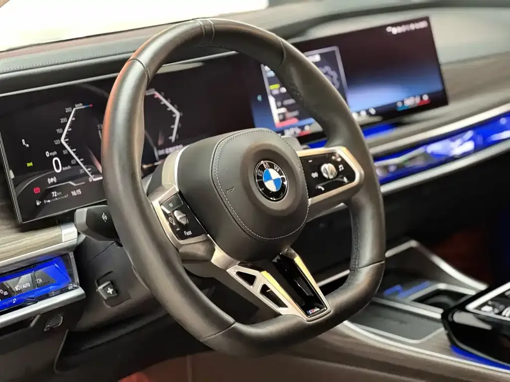 BMW 7 Series 2024 из CN, фото 3