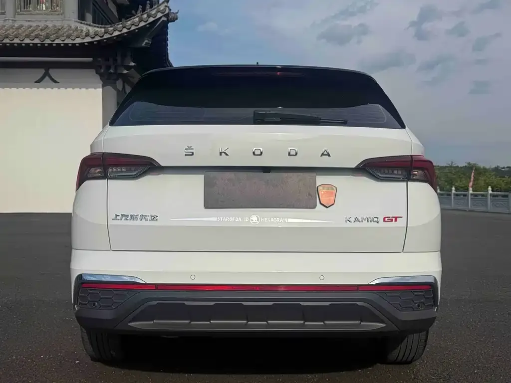 Skoda Kamiq — фото 2