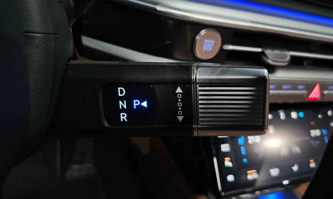 Hyundai Grandeur 2023 из KR, фото 4