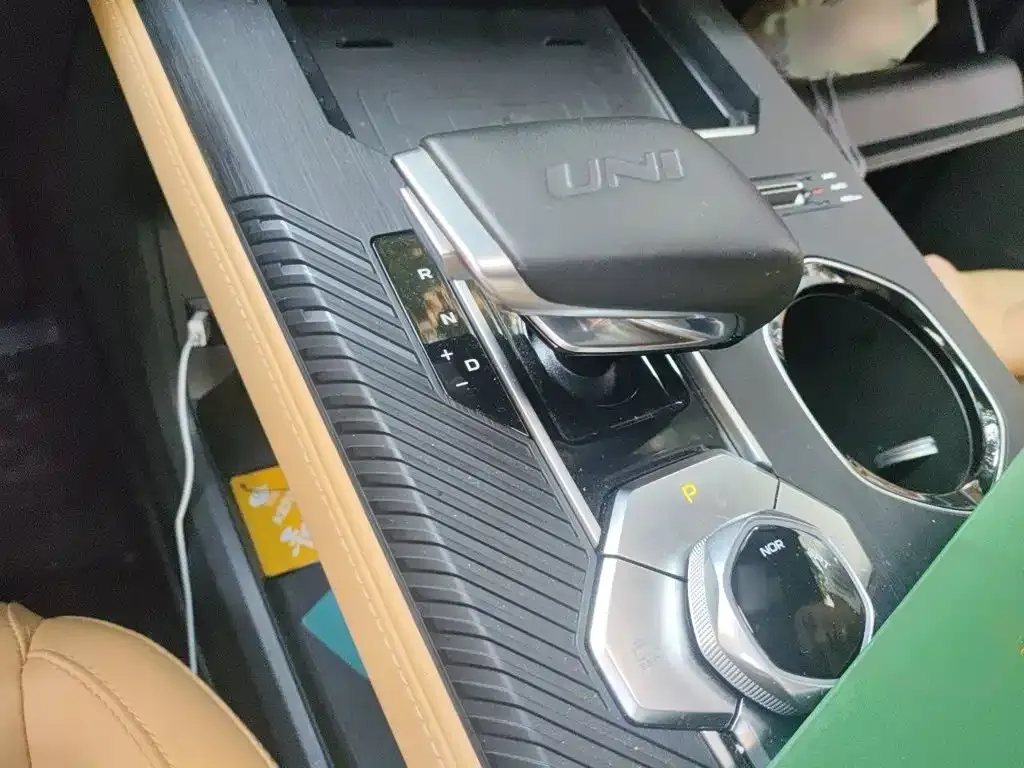 Changan UNI-K 2023 из CN, фото 5