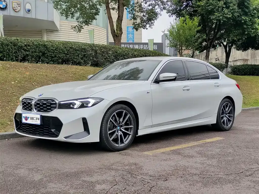 BMW 3 Series — фото 1