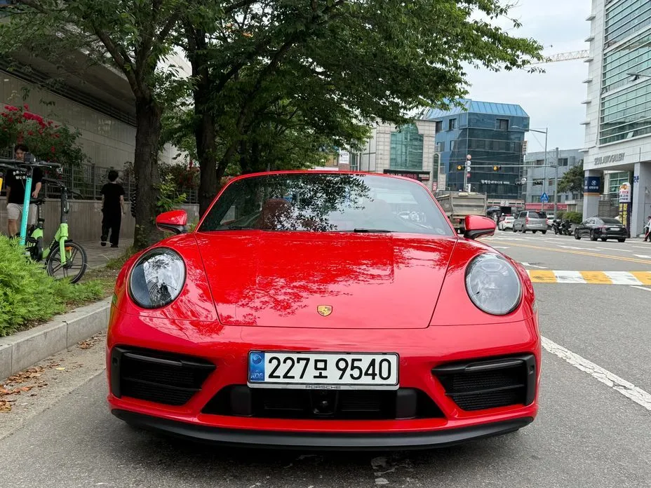 Porsche 911 2024 из KR, фото 7