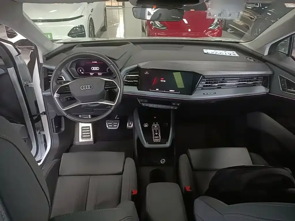 Audi Q5 e-tron 2025 из CN, фото 2