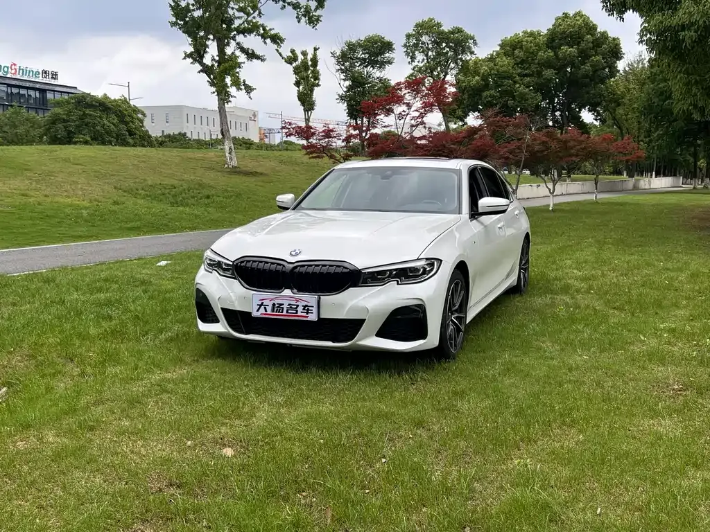 BMW 3 Series — фото 1
