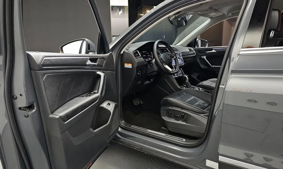 Volkswagen Tiguan 2021 из KR, фото 10