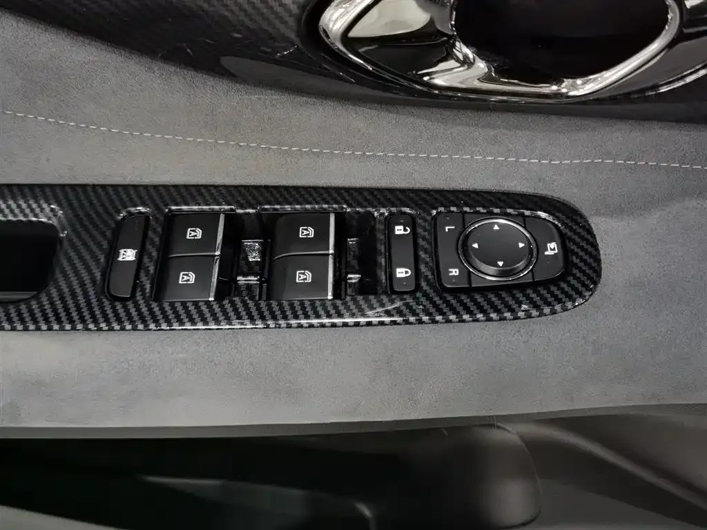 GAC Motor Shadow Leopard — фото 7