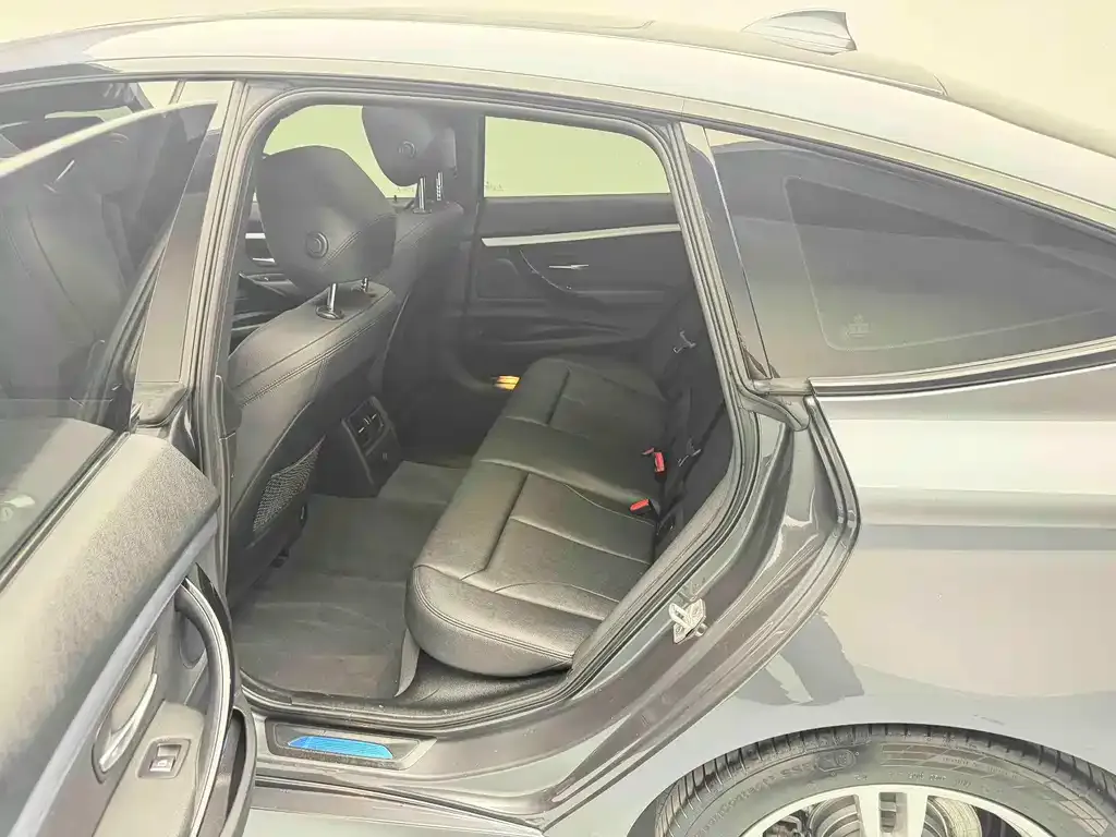 BMW 3 Series GT 2021 из CN, фото 10
