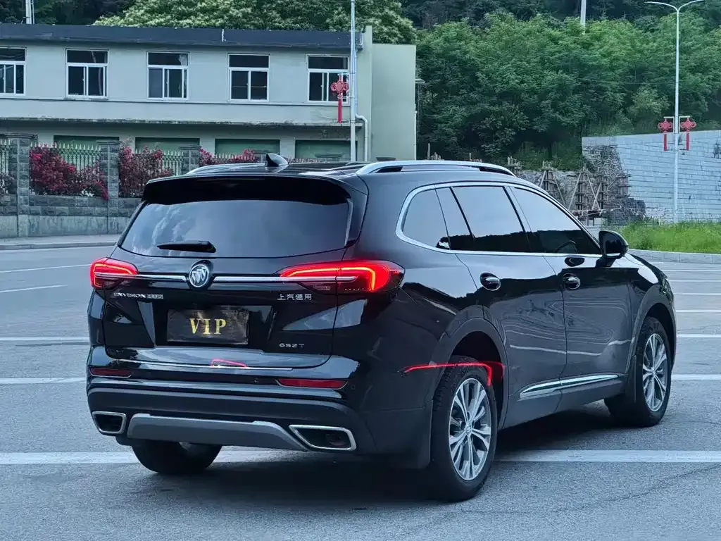 Buick Envision Plus — фото 2