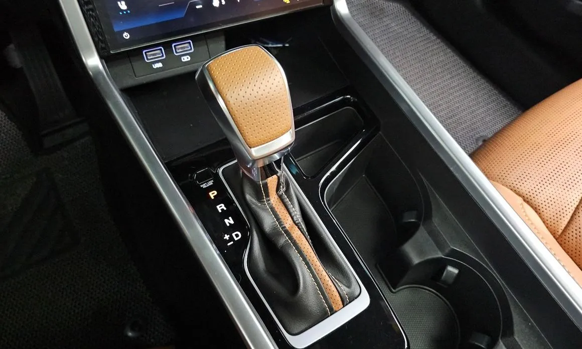 KG Mobility (Ssangyong) Torres 2023 из KR, фото 6