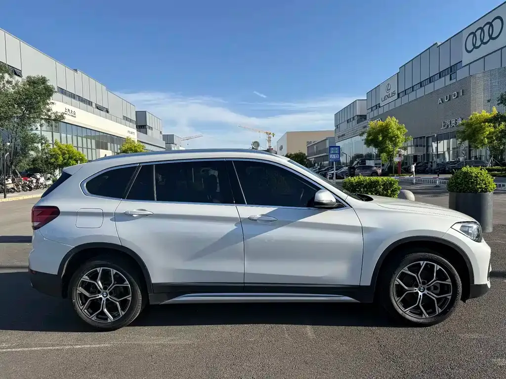 BMW X1 2023 из CN, фото 8