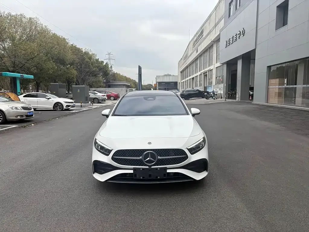 Mercedes-Benz A-Class — фото 4