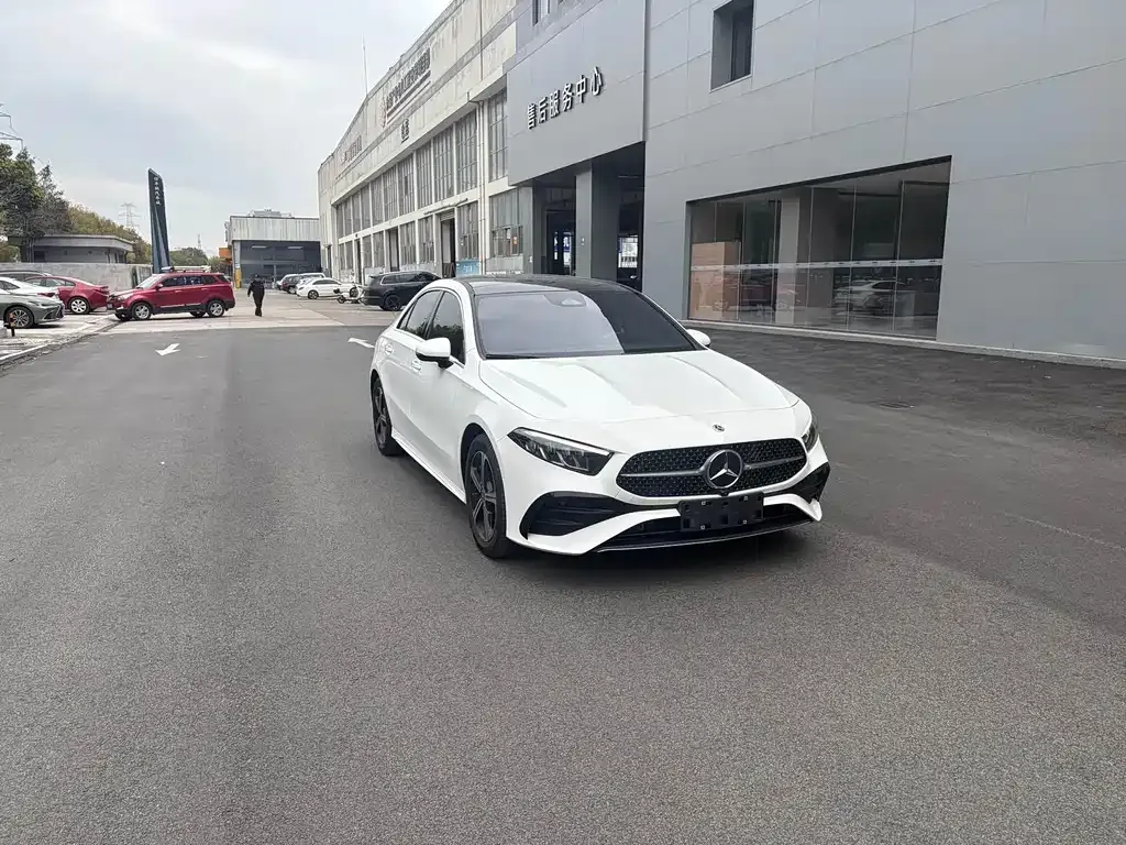 Mercedes-Benz A-Class — фото 7