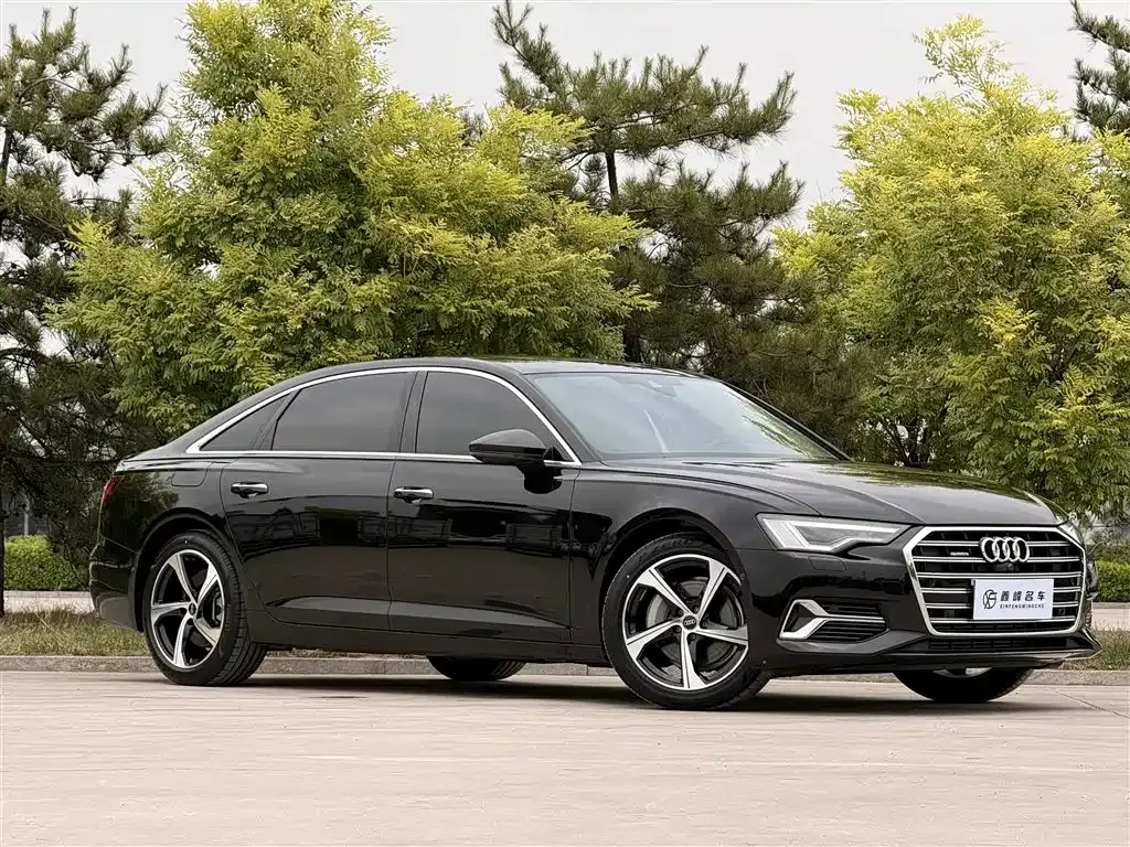 Audi A6L — фото 10